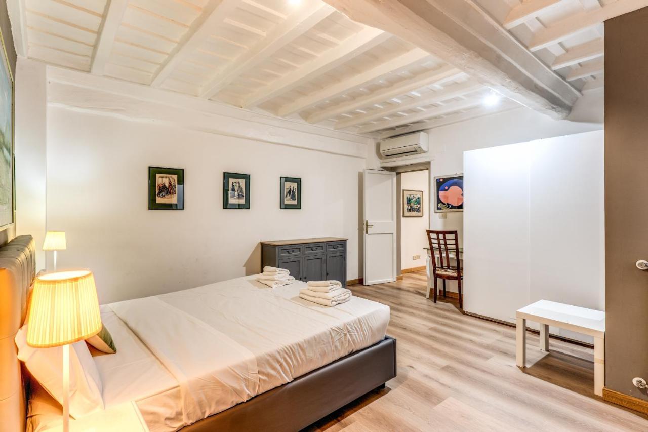 Lovely Spacious Near The Colosseum * Rom
